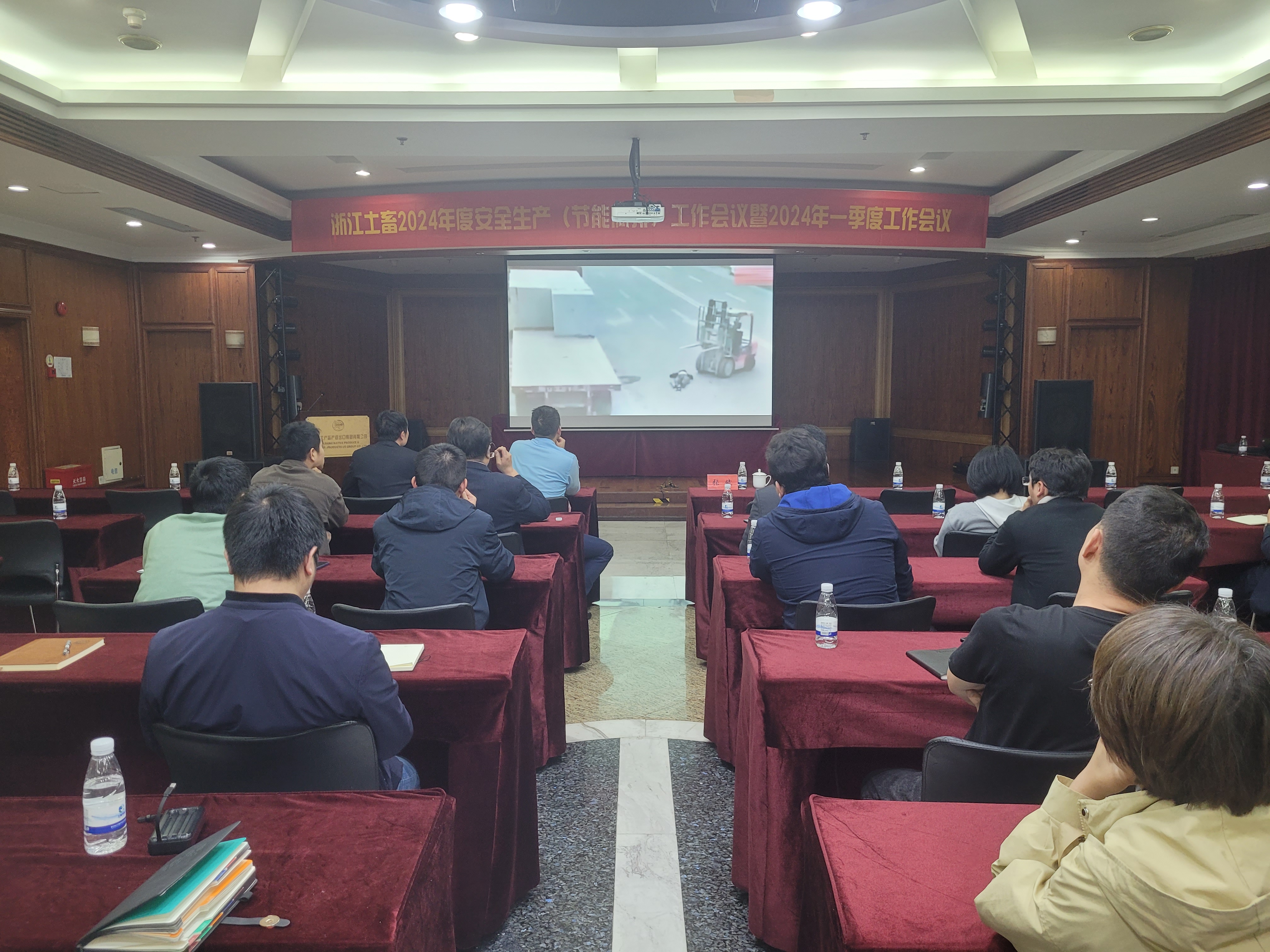 ab30b78e2dfa6940f7e1d425247ba5b.jpg ab30b78e2dfa6940f7e1d425247ba5b.jpg